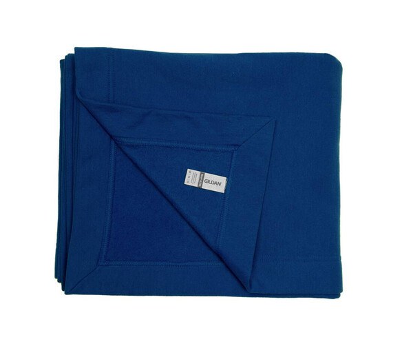 Plaid en molleton Gildan GN189 bleu marine, modèle personnalisable avec un prénom imprimé